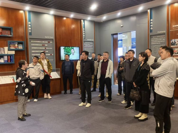 3e519ae42a41dcdc0fa8e57afce70c17