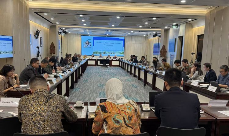 4403907731d14fb42edd1f7a4b038fb6